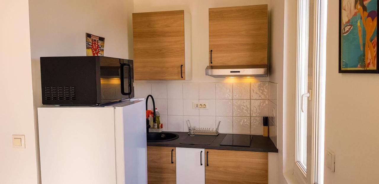 Appartement Vue Mer Avec Parking Ferme ラシオタ エクステリア 写真